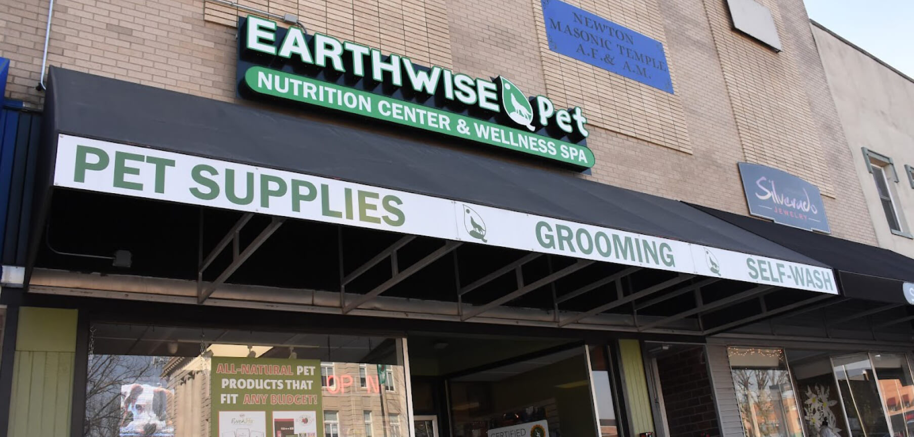 EarthWise Pet_1